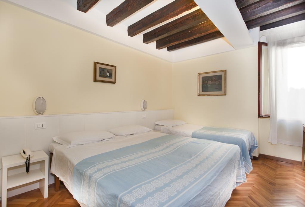 Hotel San Fantin Venise Chambre photo